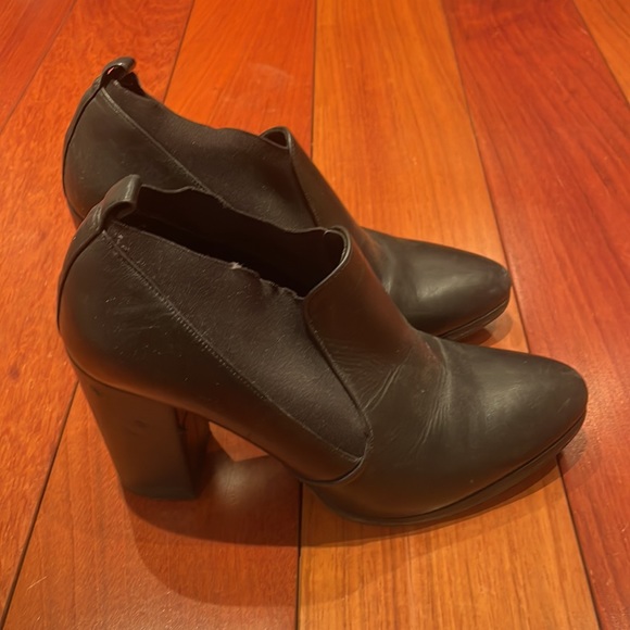 Italian booties - Picture 2 of 6